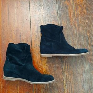 Vince Sinclair Hidden Wedge Slouchy Black Suede  Ankle Booties, Size 7